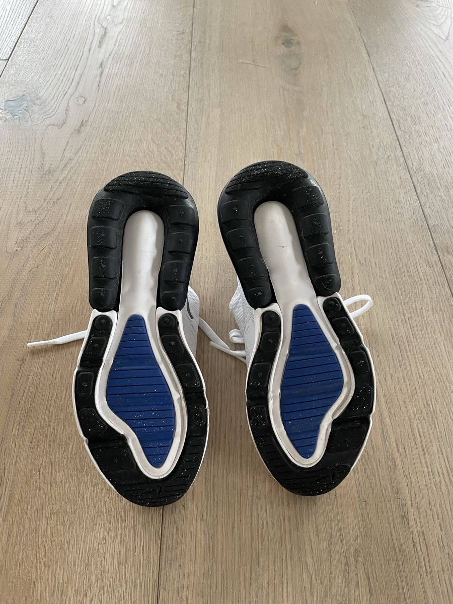 Nike Herrenschuhe: Nike Air Max Kinderschuh Gr. 35.5 – Gebraucht aus Hohenrain von Oters 4