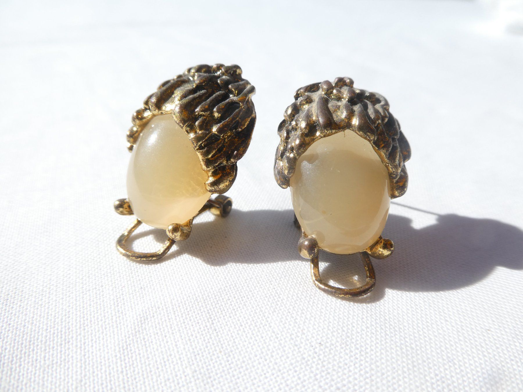 Orecchini pendenti & Orecchini a lobo: Vintage Ohrstecker mit Stein, Modeschmuck – Usato da Gattikon venduto da kaandooh