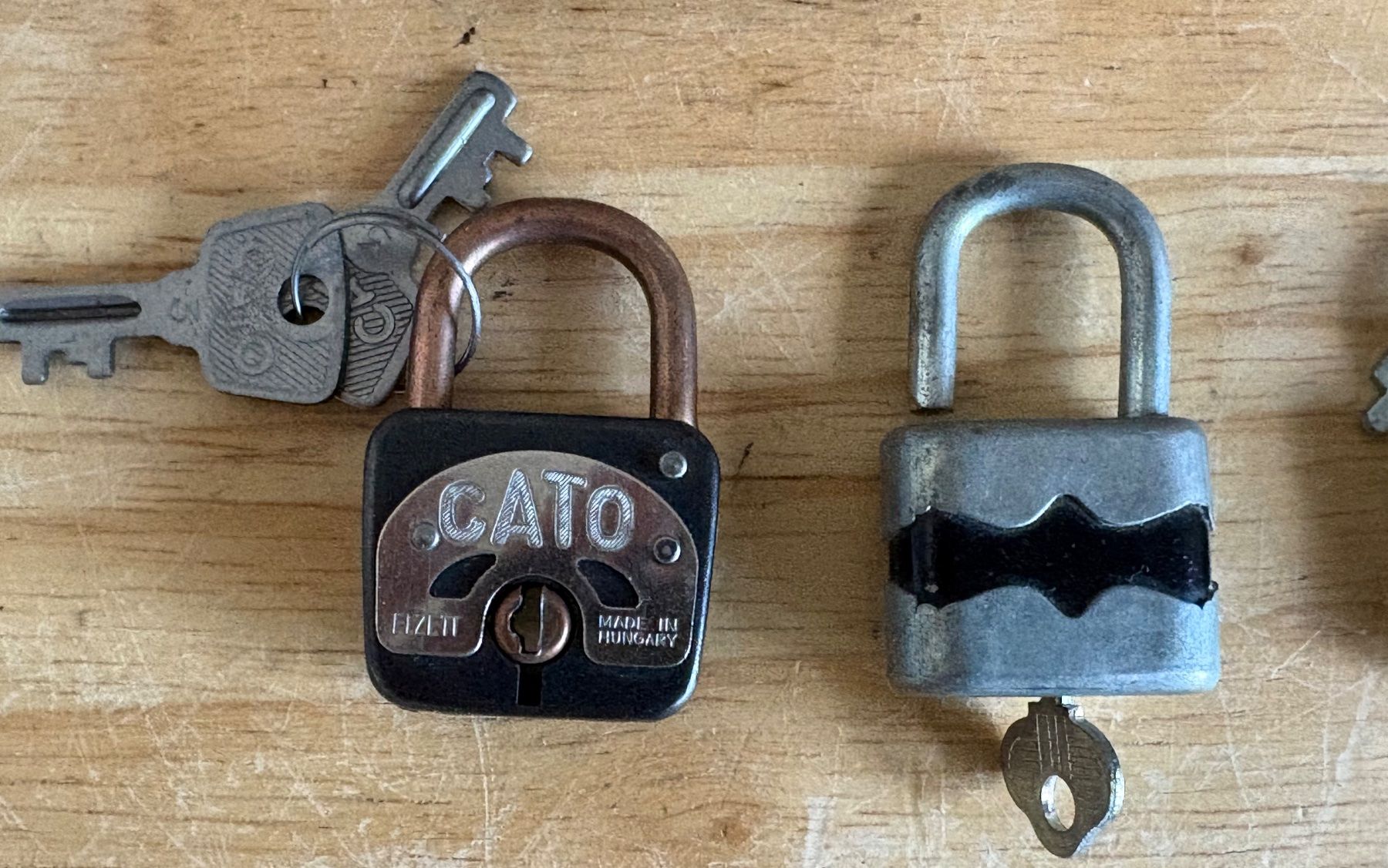 Cadenas: Vorhängeschloss Set diverse Marken gebraucht</div> – D'occasion à Frick par Rukki 2