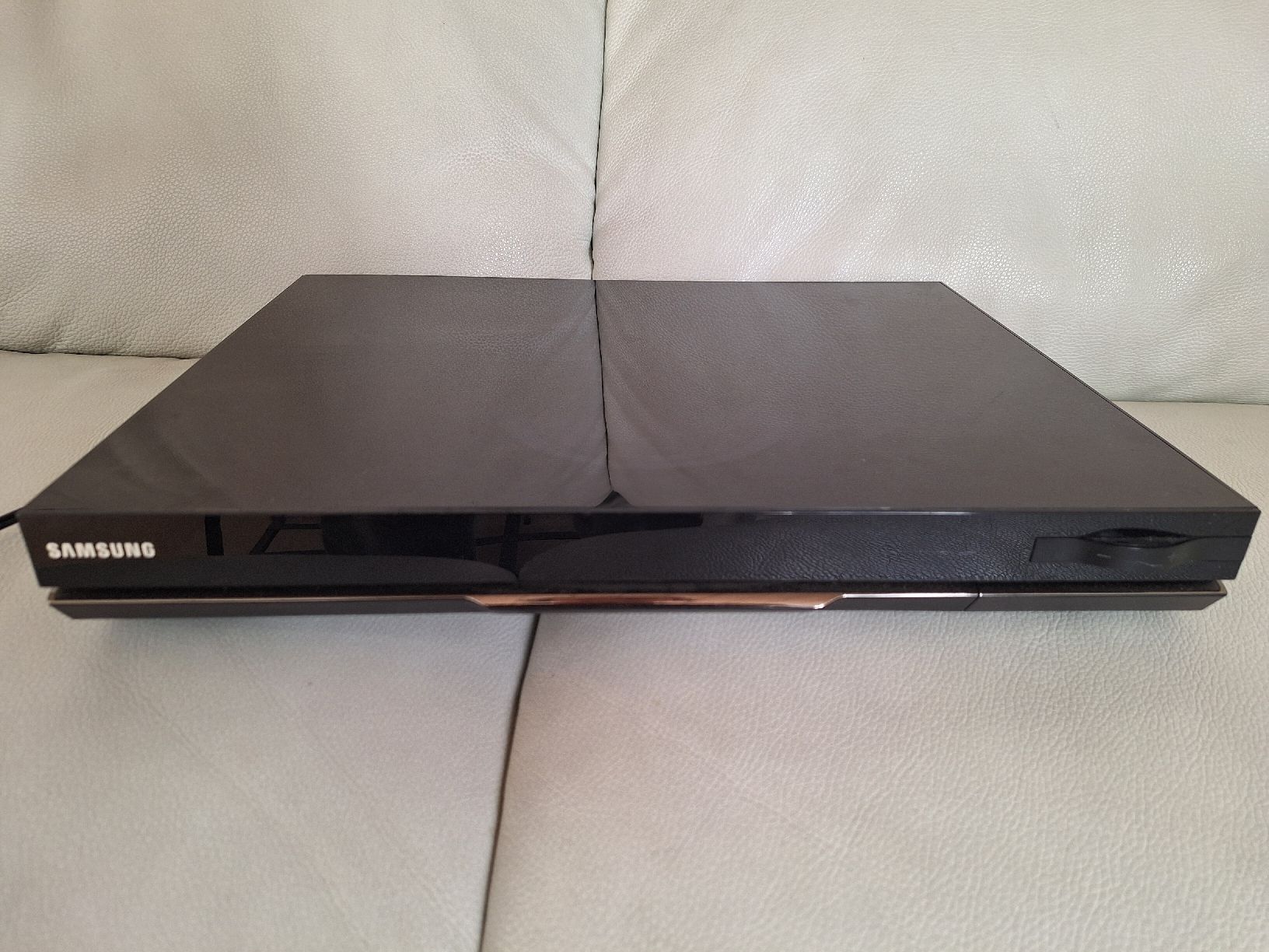 Samsung Lettore multimediale & Streamer: Kaputter DVD Player samsung – Difettoso da Pfäffikon SZ venduto da TobyPeterson