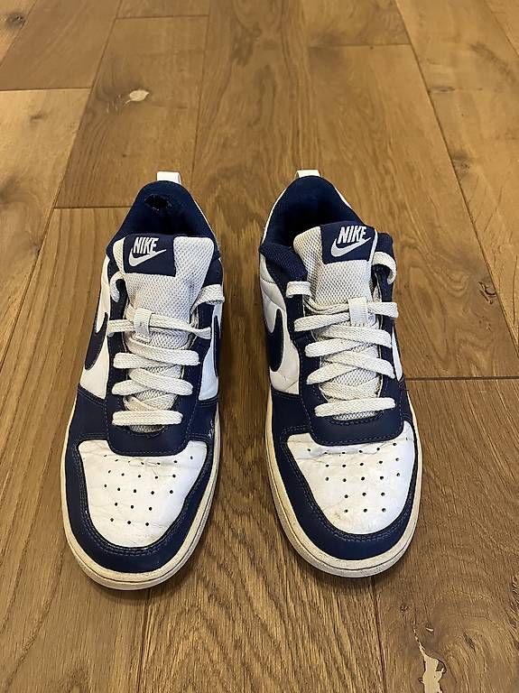 Nike Scarpe da uomo: NIKE SNEAKER BLAU WEISS EU 39 – Usato da Ottoberg venduto da yvonne.graenacher