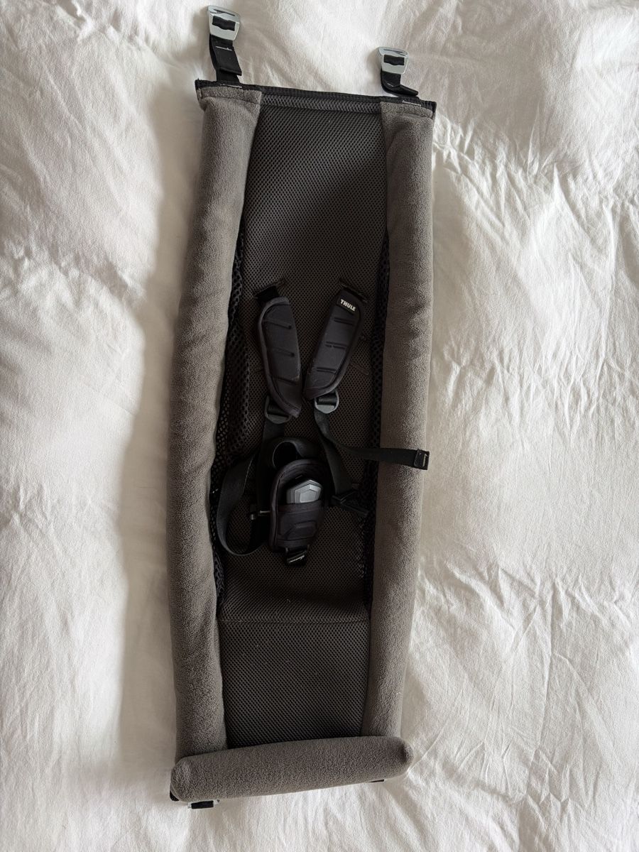 Thule Rimorchi: Thule Hängematte Infant Sling – Usato da Boll venduto da tia_89