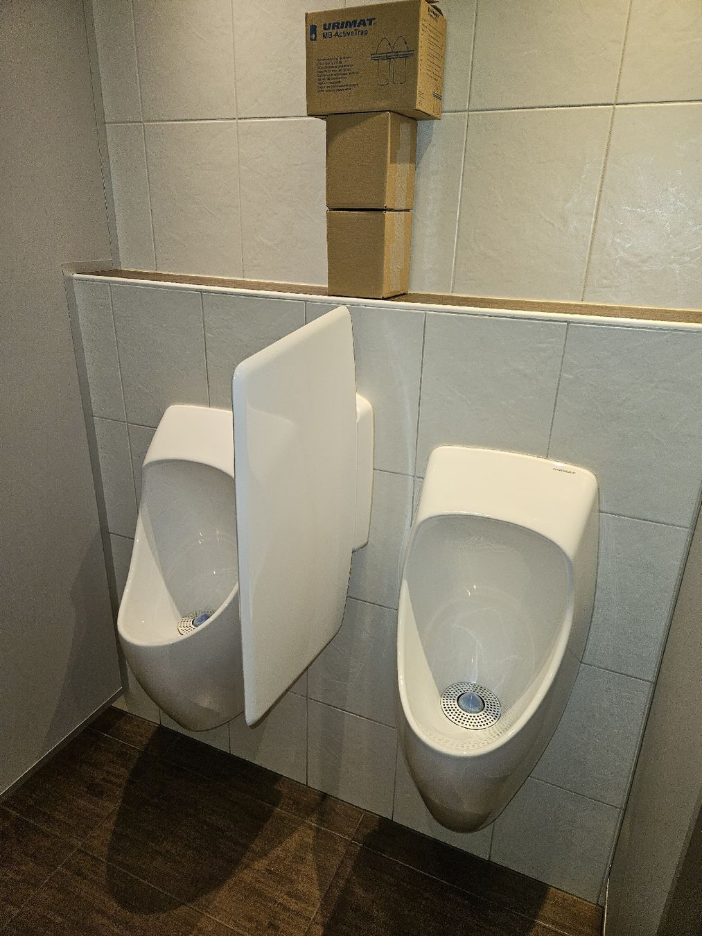 WC: Urimat ceramic20 Pissoir Urinal – Usato da Morschach venduto da Hanswi
