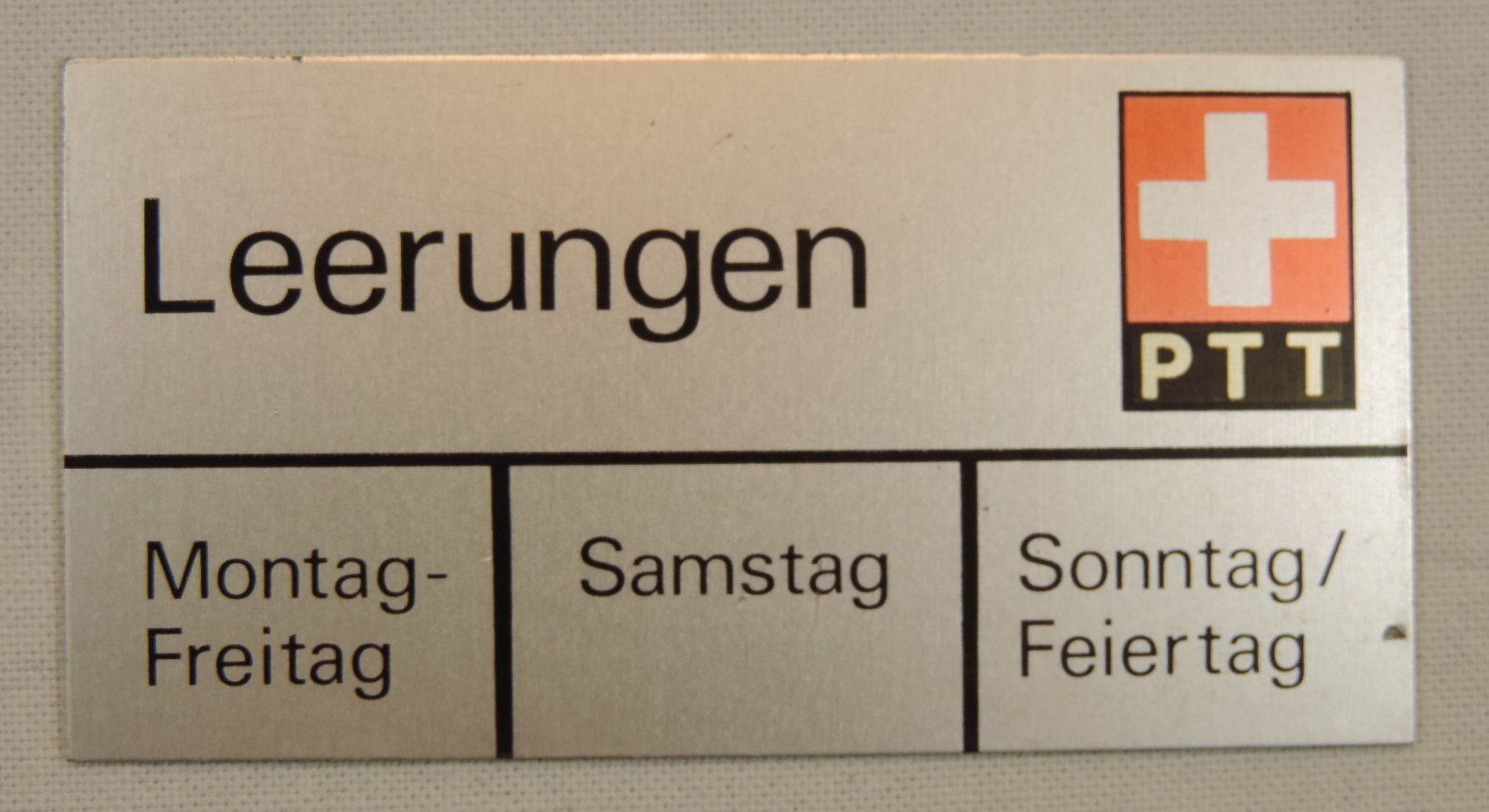 Sonstiges für Haushalt & Wohnen: PTT Briefkastenschild: Leerungen – Gebraucht aus Duggingen von doogbua 1