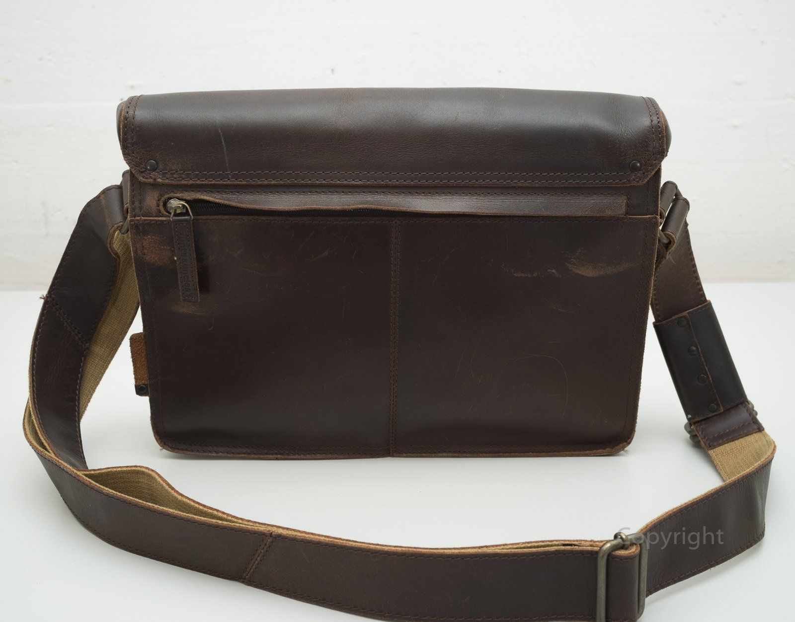 Aunts & Uncles Taschen: Aunts & Uncles Büffelledertasche braun – Gebraucht aus Gland von YA414AX 2
