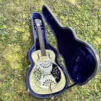 DOBRO OMI 33D  1972  Ex. Steve Howe Yes