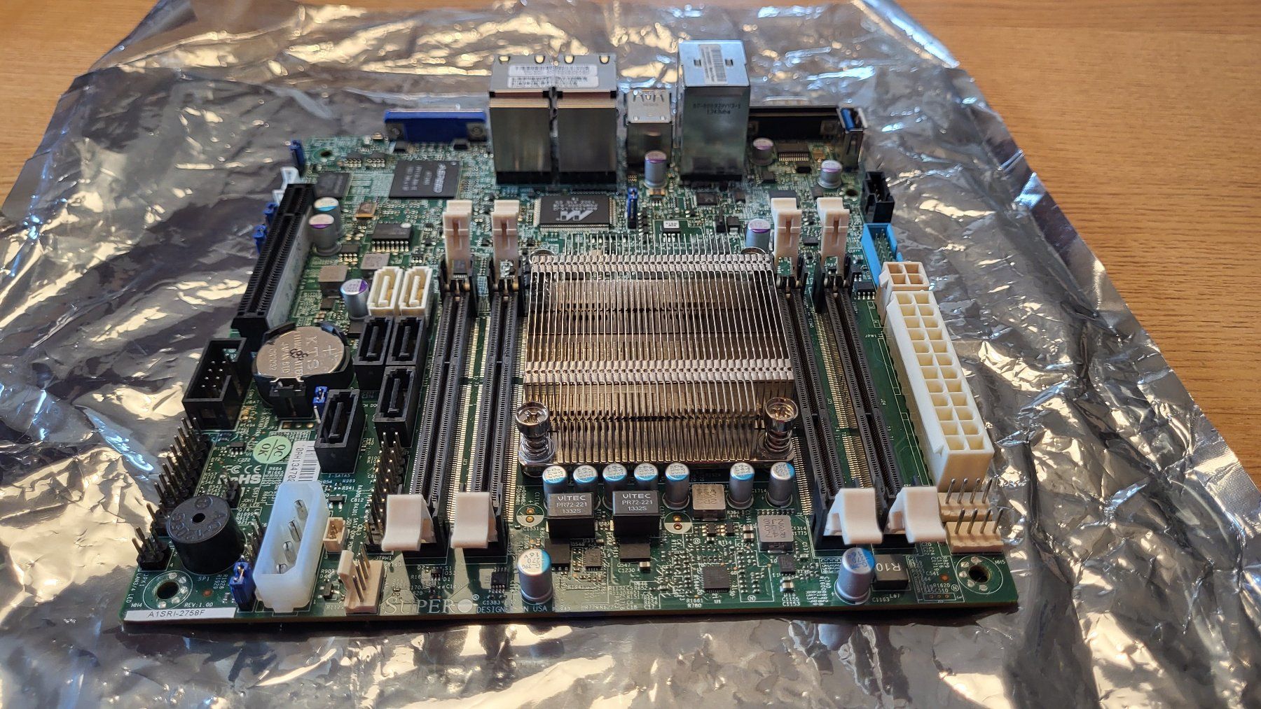 Cartes mère: Supermicro A1SRi-2758F Mini-ITX Server-Mainboard Intel Atom – D'occasion à Schwarzenburg par Geforce