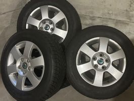 Winterräder für Skoda Oktavia 2006 - 2013 (Dunlop 195/65R15)