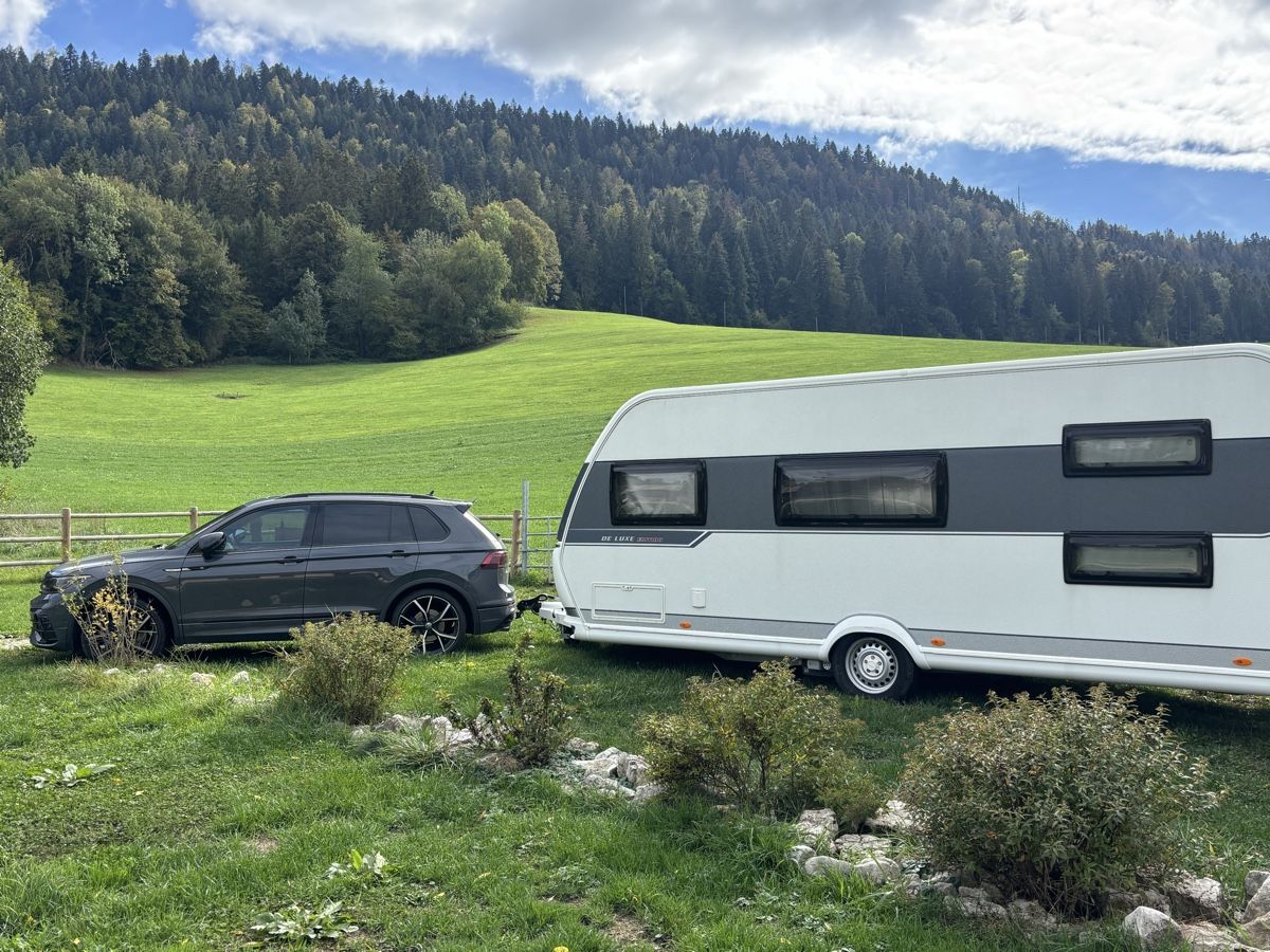 Hobby Véhicules de camping: Caravane hobby DELUXE édition  – D'occasion à Couvet par inf_z6yz