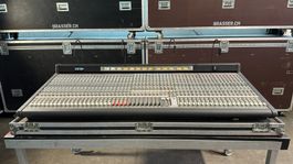 Crest X8 Mischpult inkl. Case und Zubehör