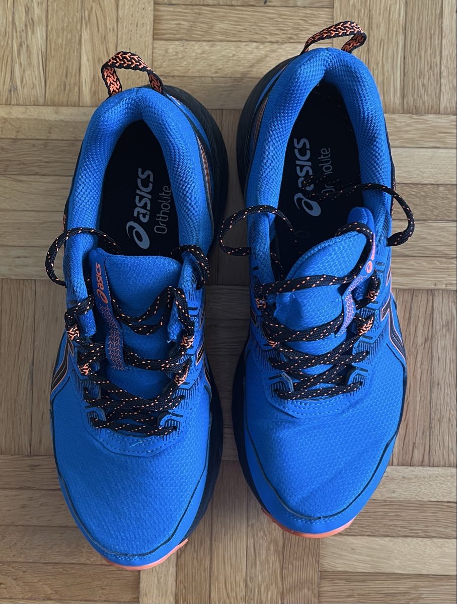 Asics Scarpe da uomo: ASICS Trailrunning Schuhe Gr. 41,5 – Usato da Männedorf venduto da Astramon 2