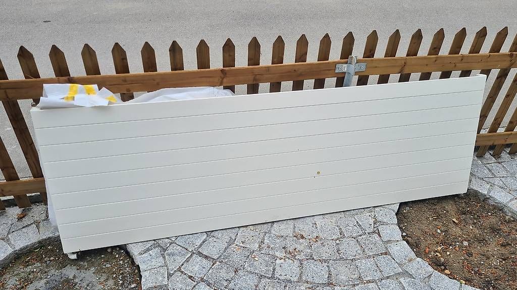 Heizgeräte: Heizkörper 202×64×6.5 – Gebraucht aus Stäfa von Coolerkil0