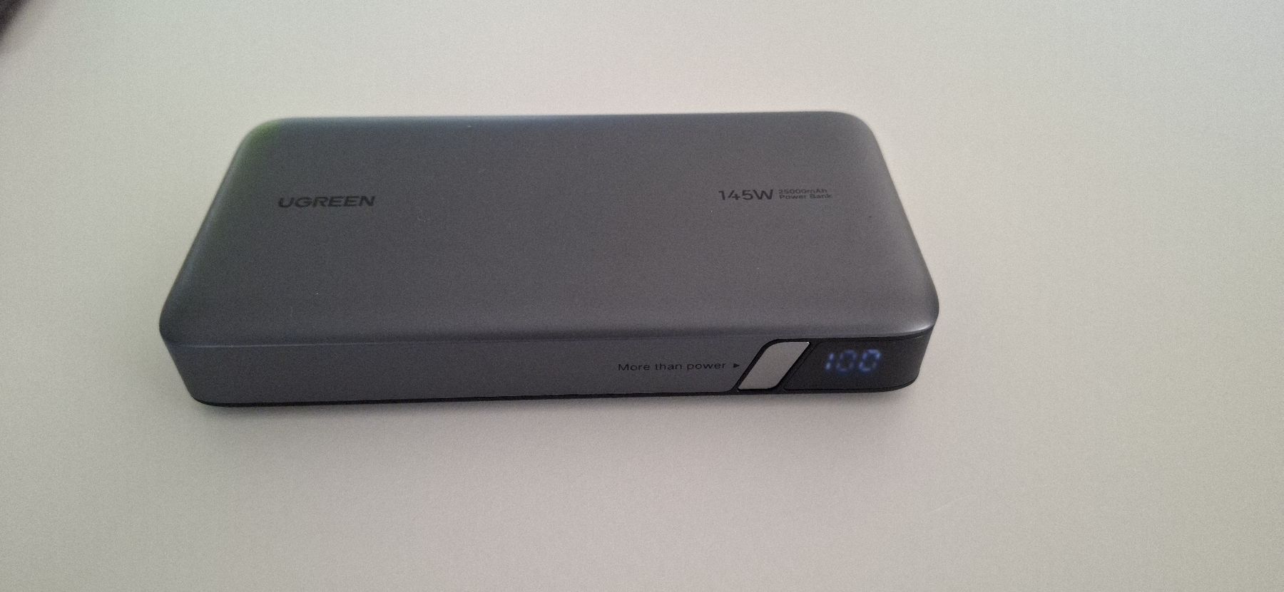 Ugreen Batterie: Ugreen Fast Charging Powerbank – Usato da Uster venduto da jon_nlx6 1