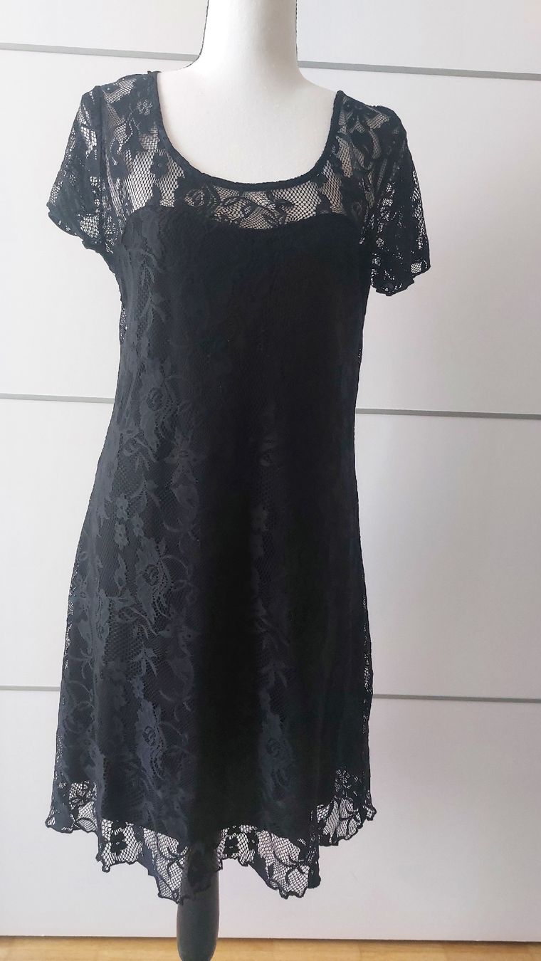 Robes: Schwarzes Spitzenkleid – D'occasion à Basel par kati76
