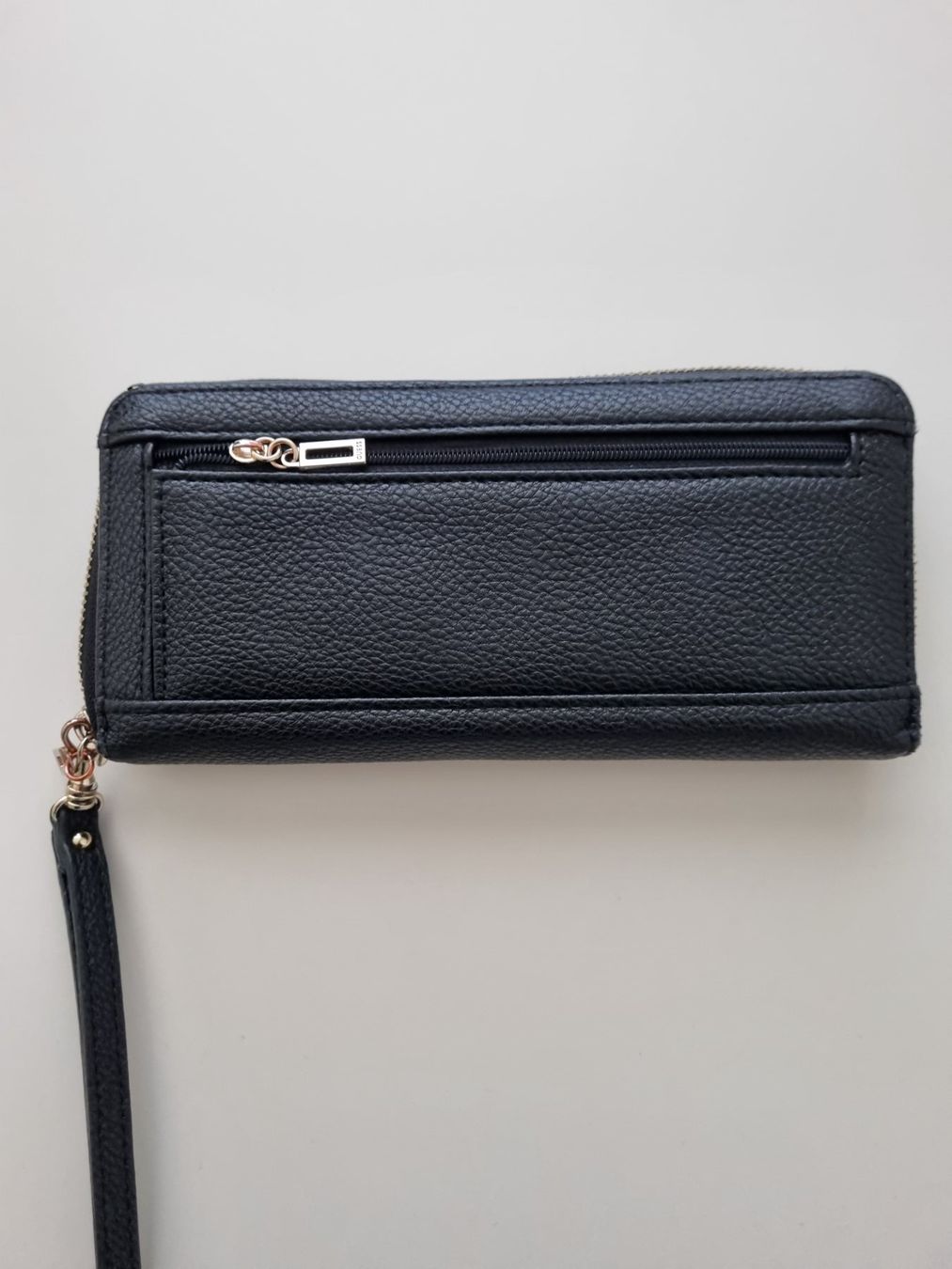 Guess Portefeuilles: GUESS PORTEMONAI SCHWARZ – D'occasion à Zofingen par Felpa 1