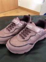 A vendre chaussures GEOX pointure 38 très peu servi