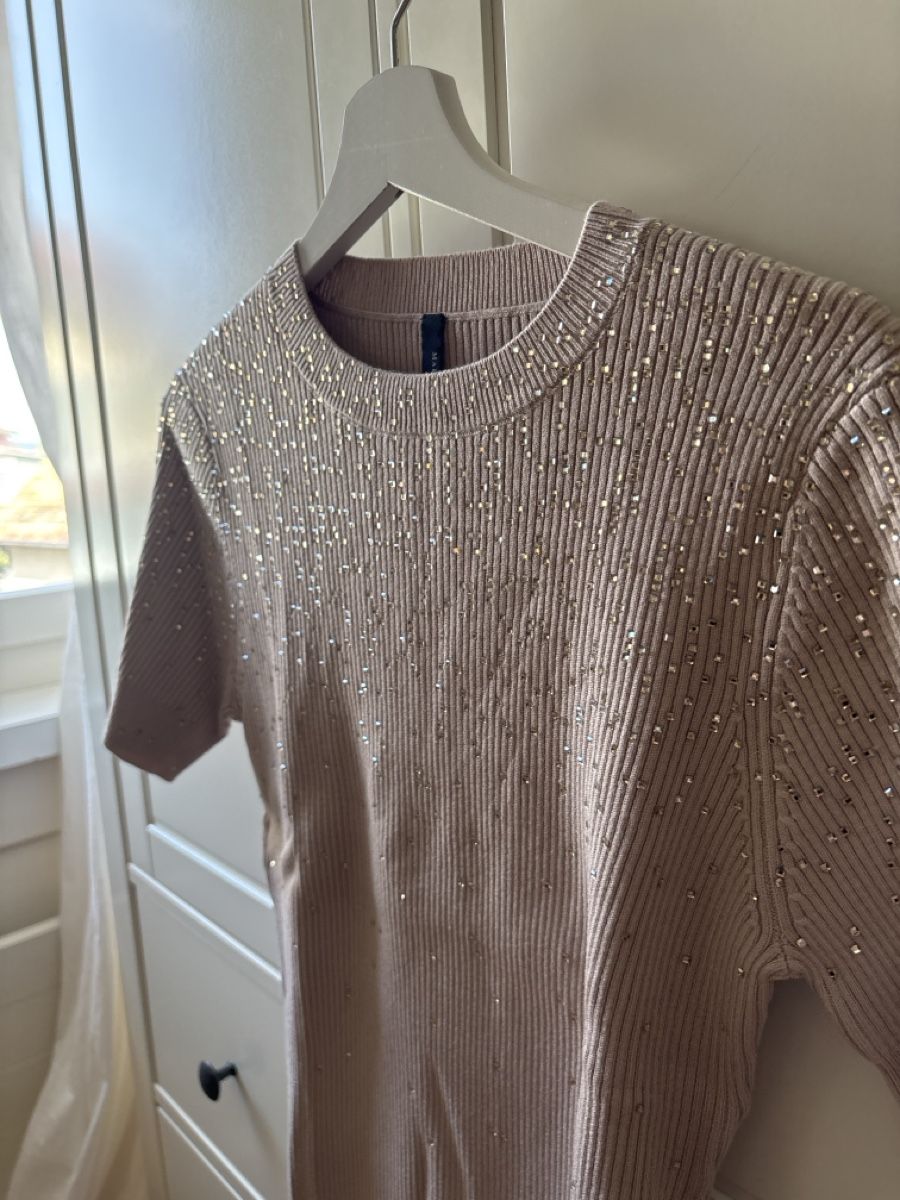 Guess Pulls & Sweat-shirts: MARCIANO by GUESS Pullover kurzarm mit Strass – D'occasion à Bülach par emi_s5h5 1