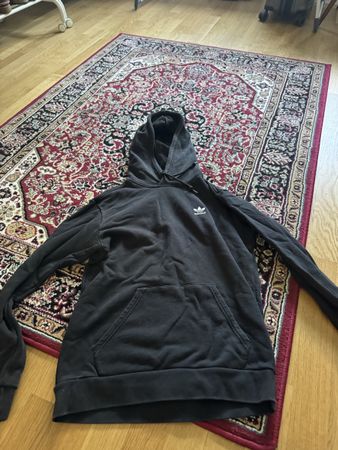 Adidas Kapuzenpullover schwarz Grösse S gebraucht