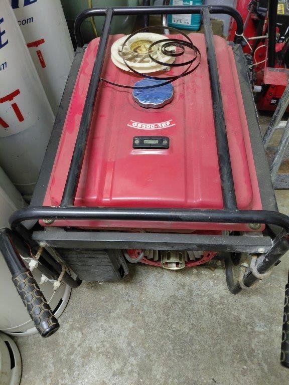 Stromgeneratoren: Stromerzeuger ARWin G5500-3EF Benzin DEFEKT – Defekt aus Schlieren von catrade 3