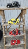 Modèles réduits de voitures lot 4 pièces bon état. burago