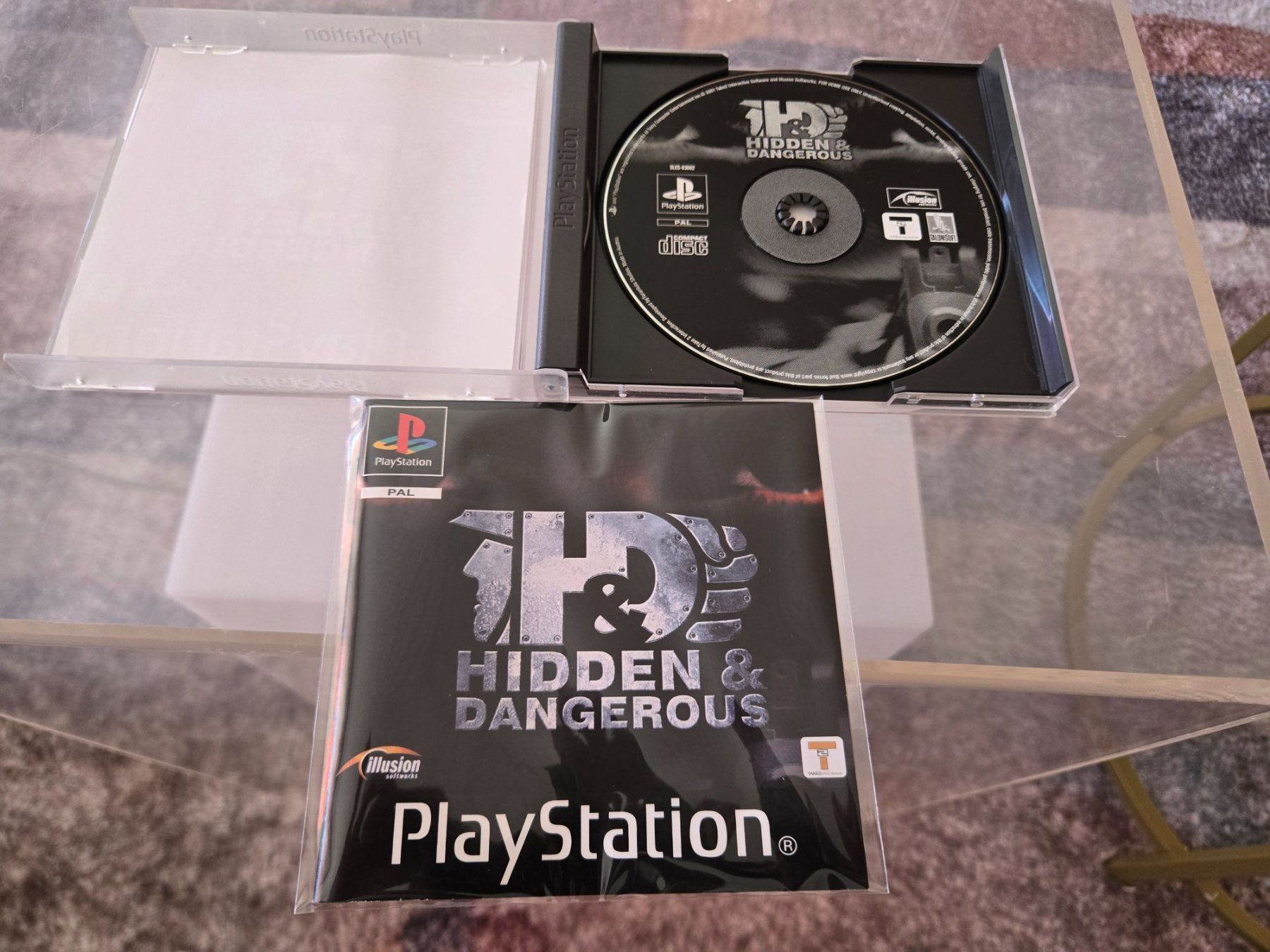 Spiele: Hidden & Dangerous PS1 – Gebraucht aus Bussigny von Kfdlt 2