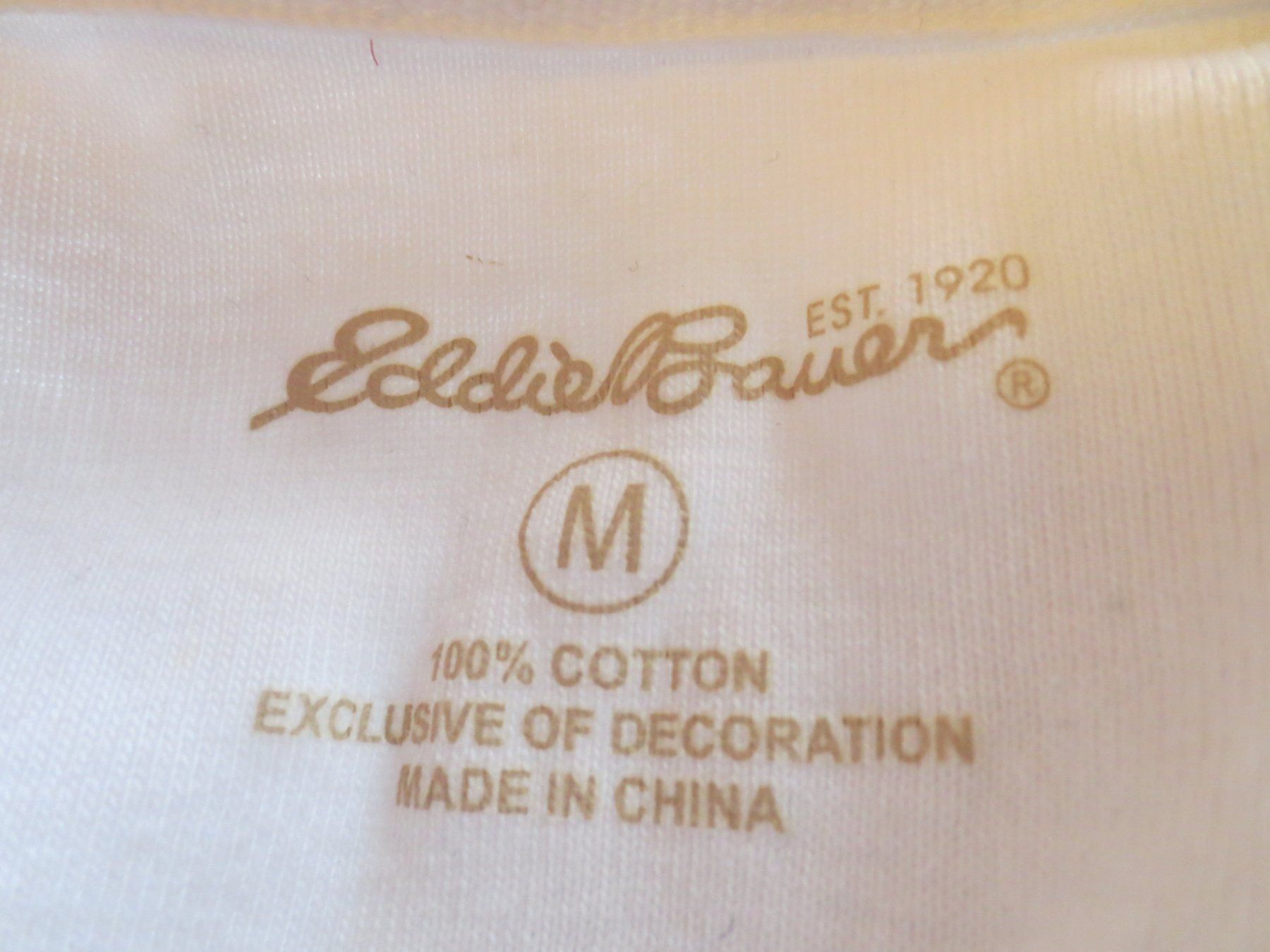 T-Shirts: Eddie Bauer TShirt Gr. M entsp. Gr. 40 – Gebraucht aus Männedorf von Livingston 2