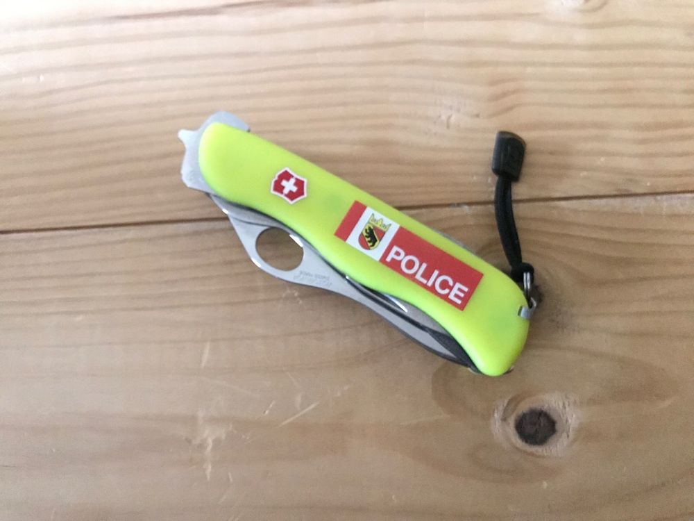 Victorinox Rescue Tool | Kaufen auf Ricardo