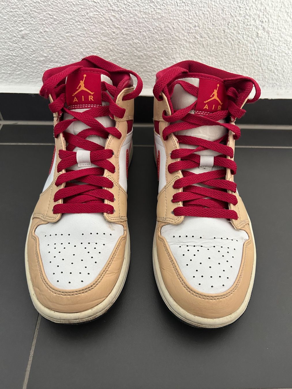 Nike Scarpe da uomo: Nike Air Jordan – Usato da Schlieren venduto da Leavio