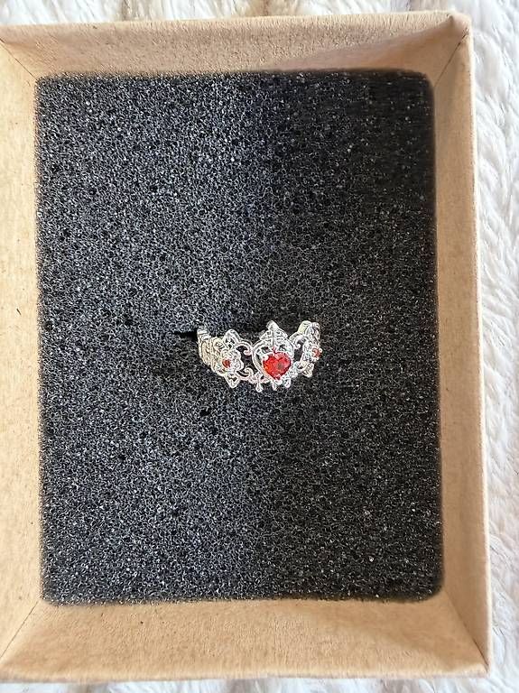 Ringe: roter Ring – Gebraucht aus Chur von van_6qs7