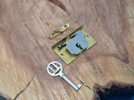 1 Schatullen Schloss mit Schlüssel, DM1.9cm (3856#MBS3)
