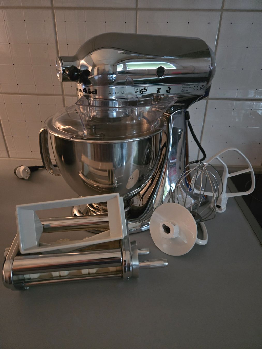 Kitchenaid Appareils de cuisine: KitchenAid Artisan – D'occasion à Bremgarten AG par Ladytrish
