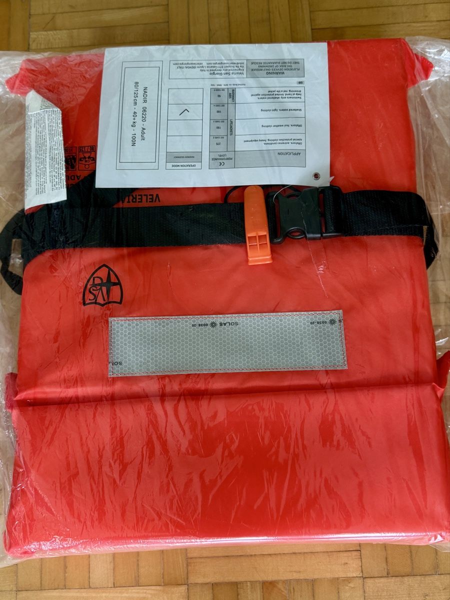 Schwimmwesten: Schwimmwesten 7 Stück – Neu (gemäss Beschreibung) aus Ennetbürgen von Luonz 5