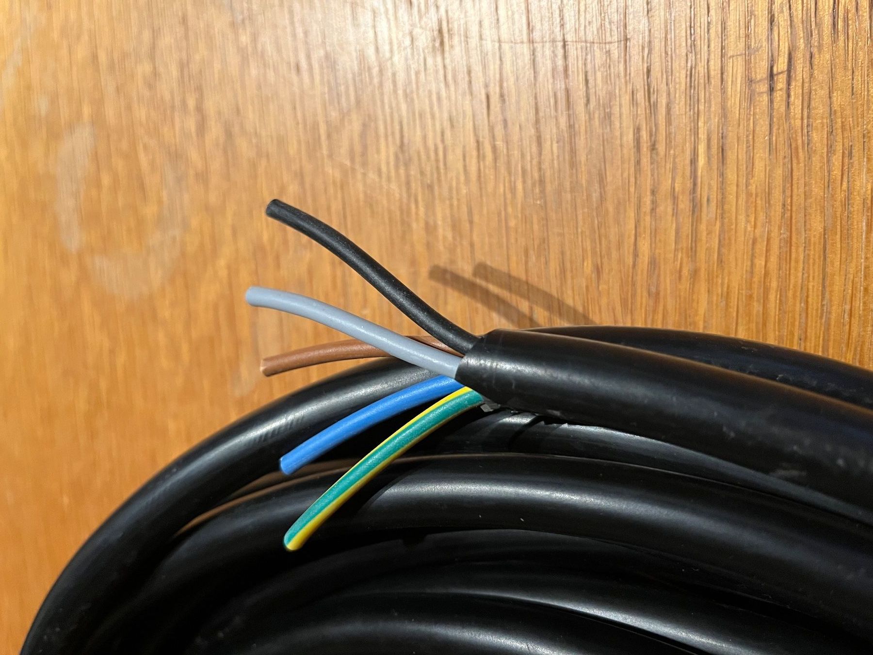 Dätwyler Kabel: T - Kabel 5x2.5mm – Gebraucht aus Küblis von hypofacto 1