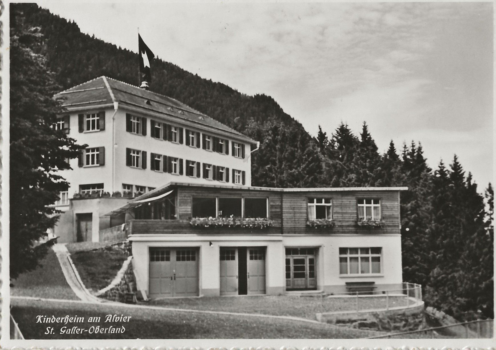 Cartoline postali: Kinderheim am Alvier, St. Gallen – Usato da Frauenfeld venduto da Merk52