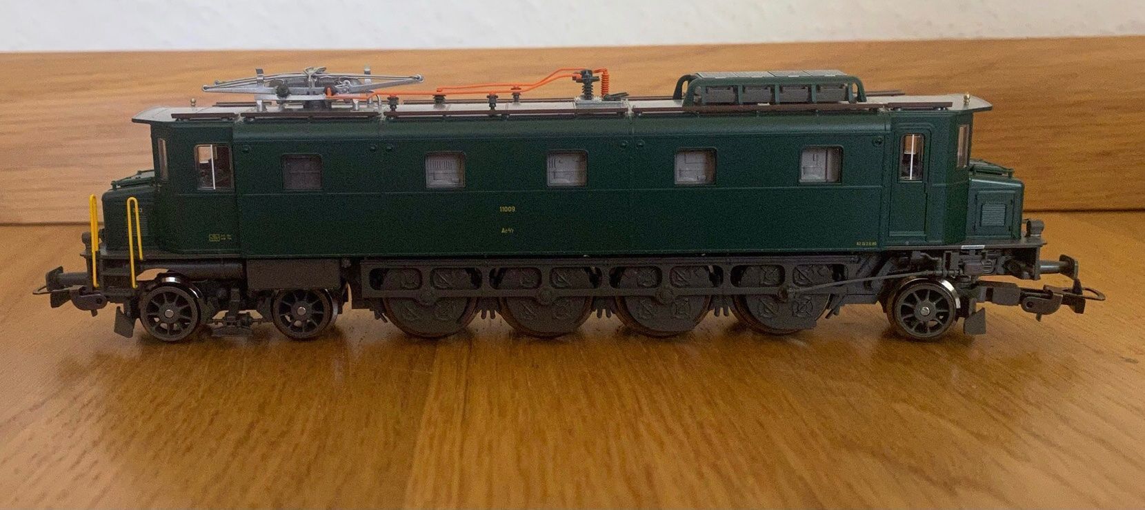 Piko Modellini di ferrovie: Piko SBB Ae 4/7 Doppelpack – Nuovo e nell'imballaggio originale da Riehen venduto da ambriarni 5