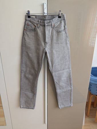 Levis 501 W25 L28 schöner Zustand