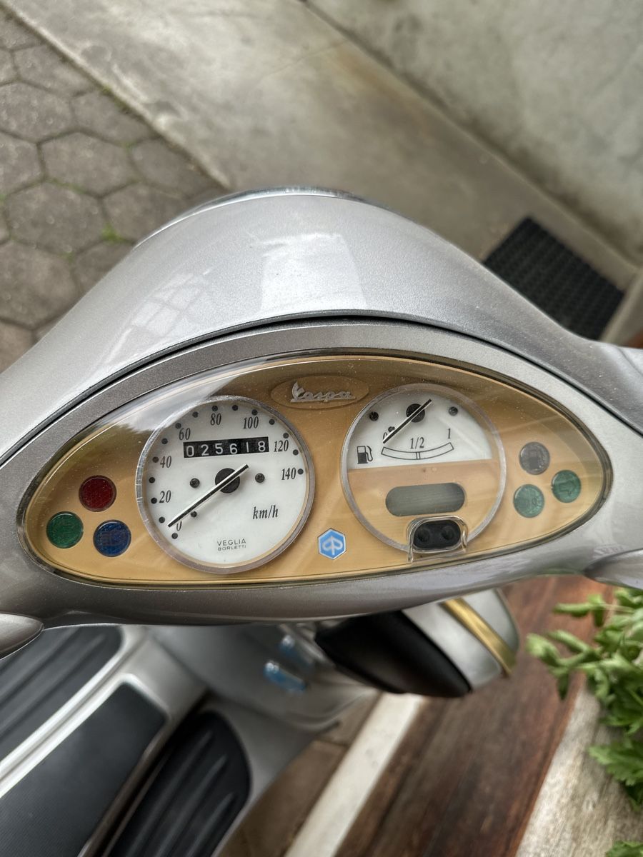 Piaggio Scooters: Piaggio Vespa ET4 125  – D'occasion à Langnau im Emmental par bertoldo03 3