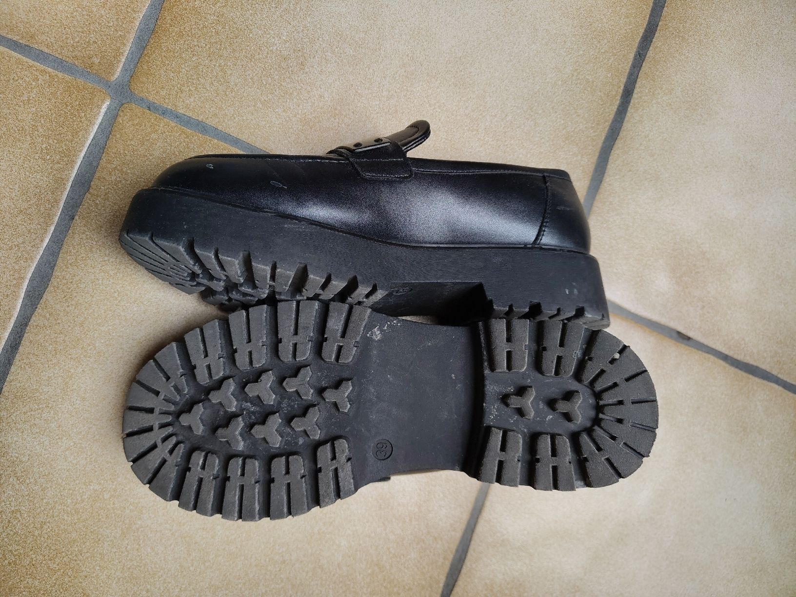 Esprit Herrenschuhe: Schwarze Leder Loafer von Esprit – Gebraucht aus Winterthur von LenaLena03 2