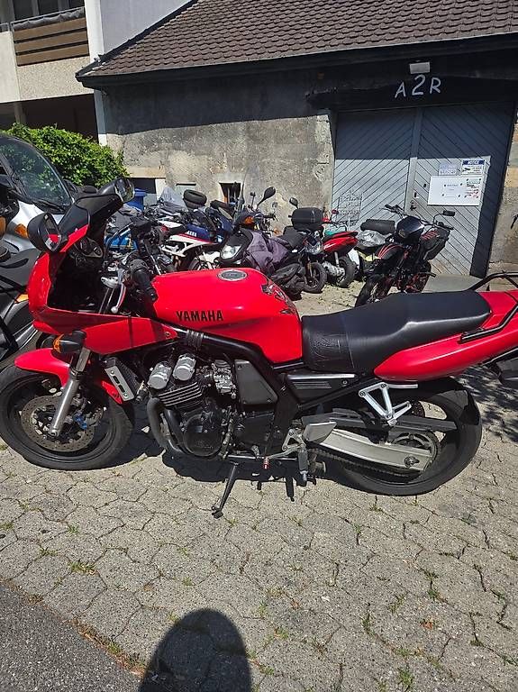 Strada: Moto – Usato da Carouge GE venduto da aza_9hts 1