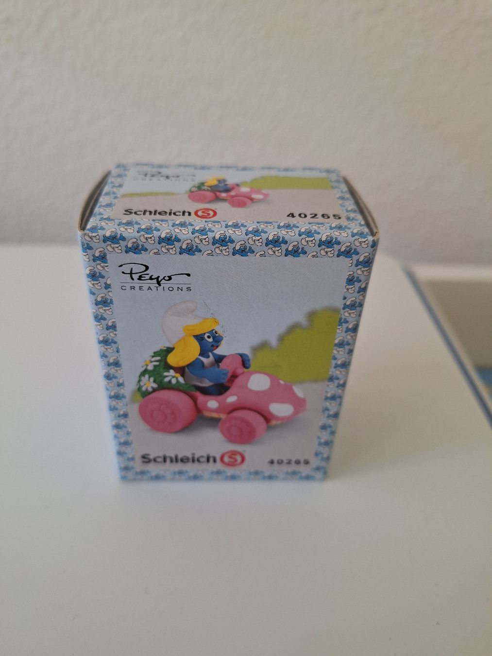 Schleich Statuette: Schlumpfinchen im Auto 2 – Nuovo e nell'imballaggio originale da Rothrist venduto da Stranglehold