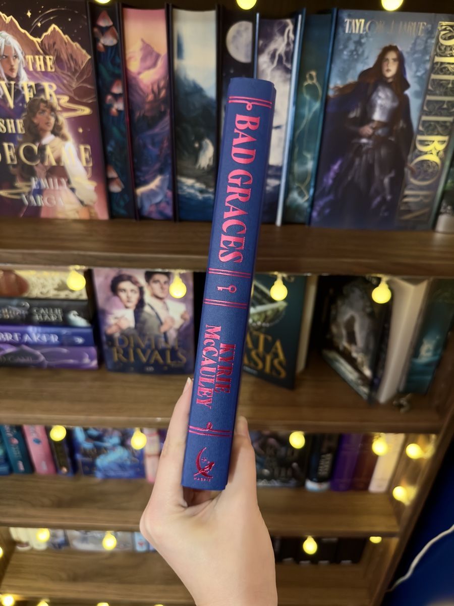 Libri: THE LOCKED LIBRARY BUCH - BAD GRACES – Nuovo (secondo la descrizione) da Bern venduto da moonlab 4