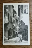 Lugano, Schwatz in der Via Pessina