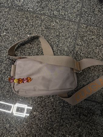 Originale Umhängetasche von Douglas unbenutzt , Beige,
