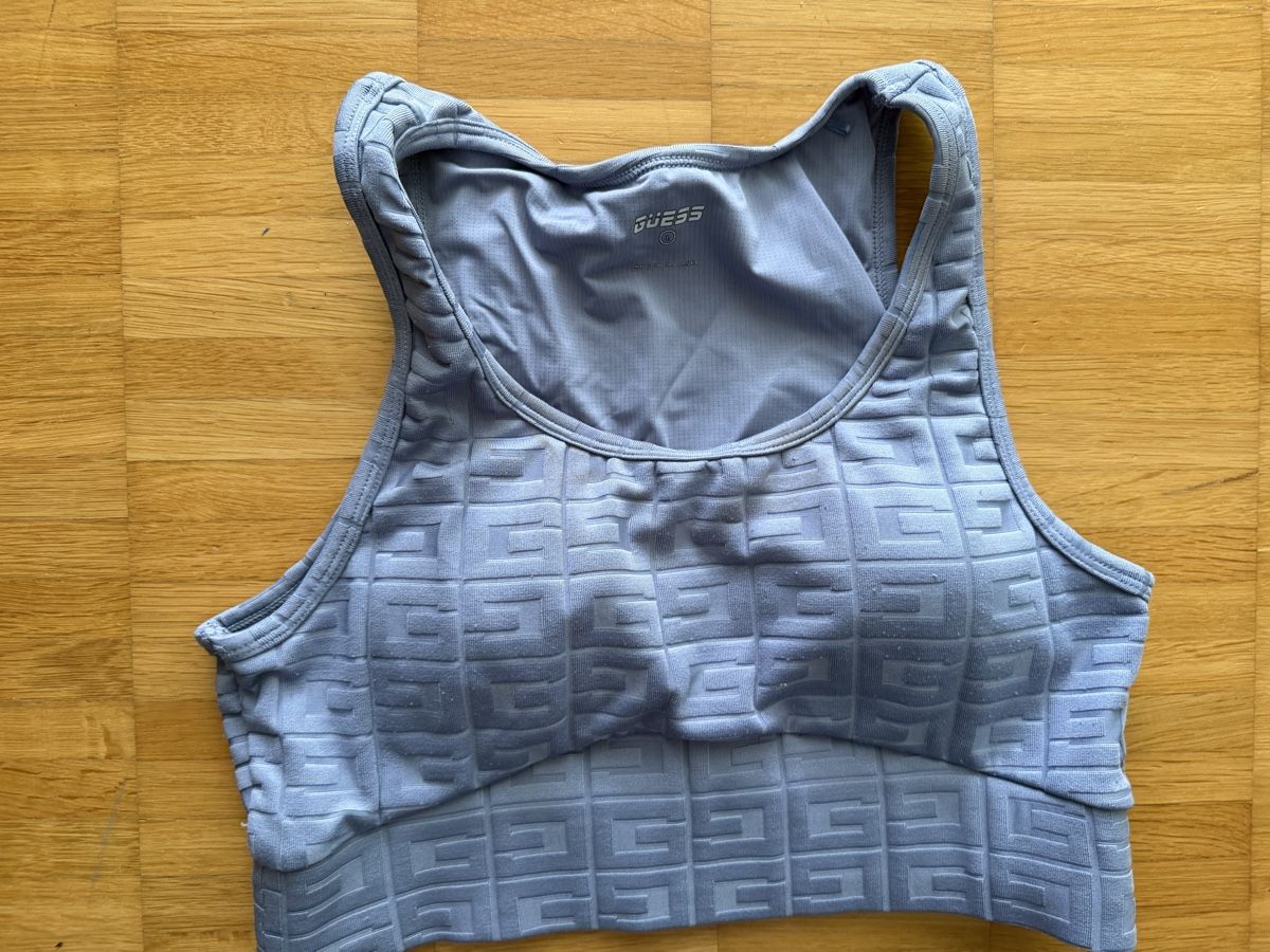 Guess Lotti di vestiti: Guess Sport BH & Leggings – Usato da Jona venduto da Good_luck_ 6