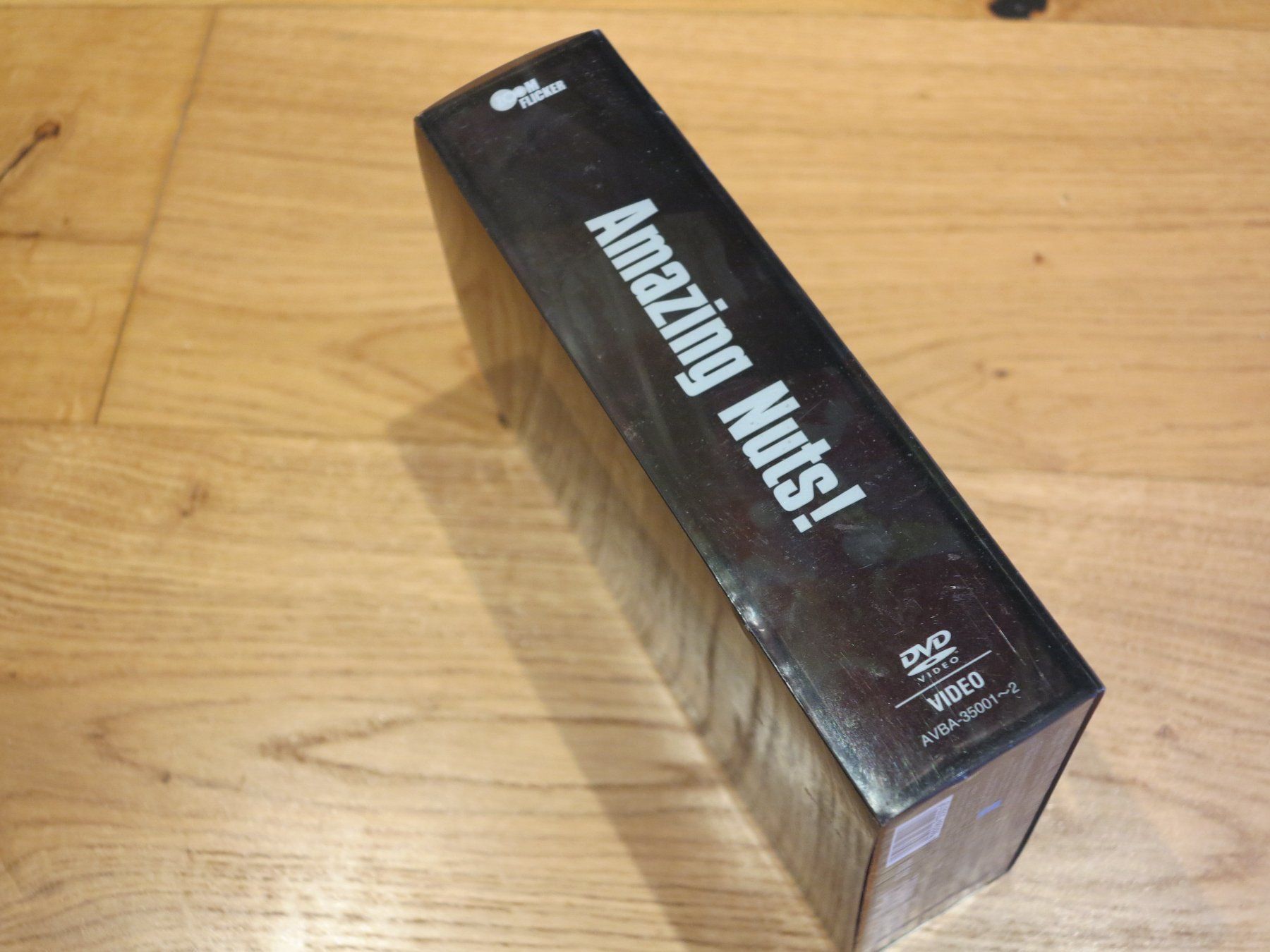 Tous les DVDs: Amazing Nuts! – D'occasion à Bettmeralp par stermei 1