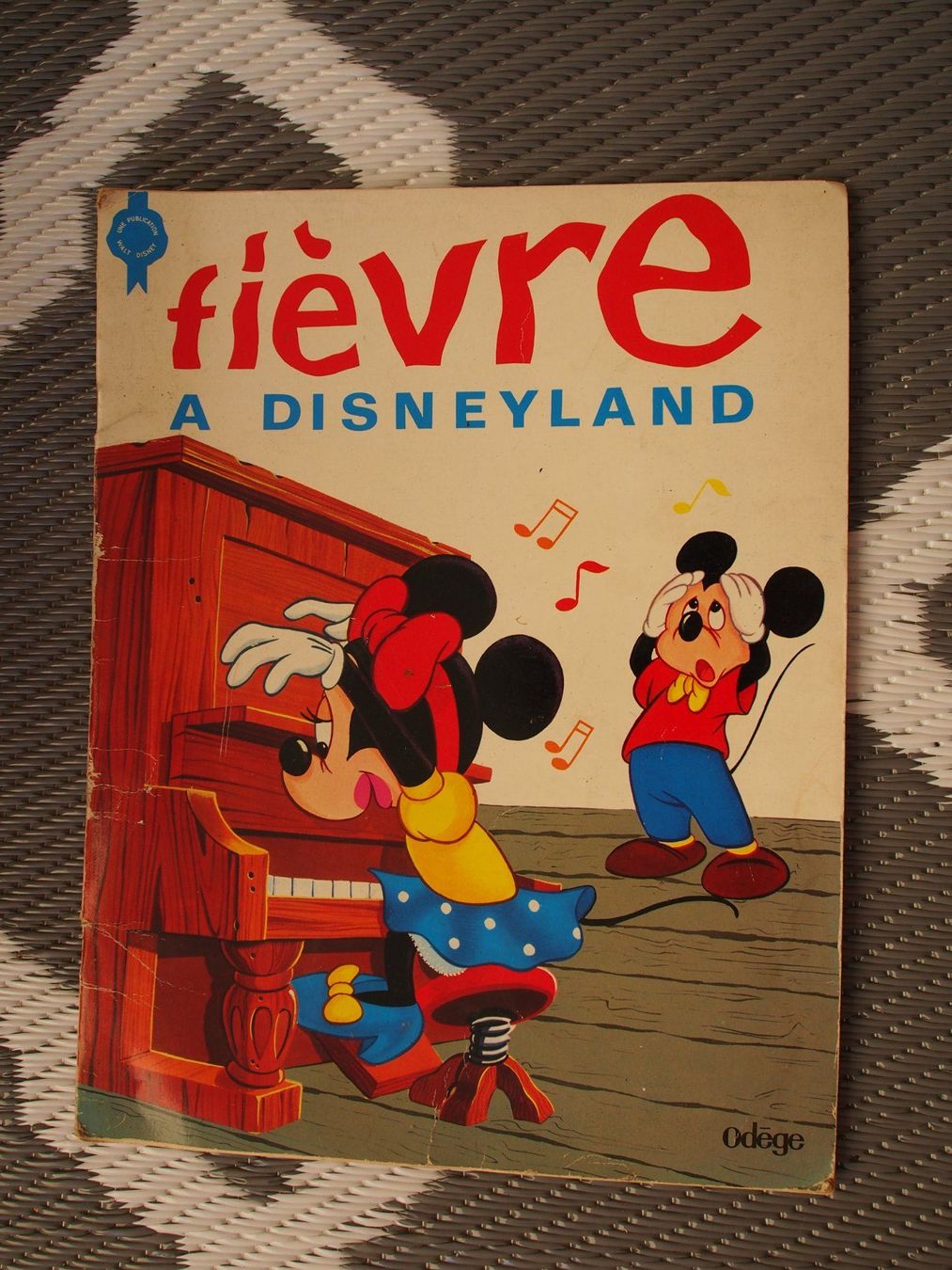 Comics: fièvre a disneyland 1969 odège – Gebraucht aus Ovronnaz von Etagne68