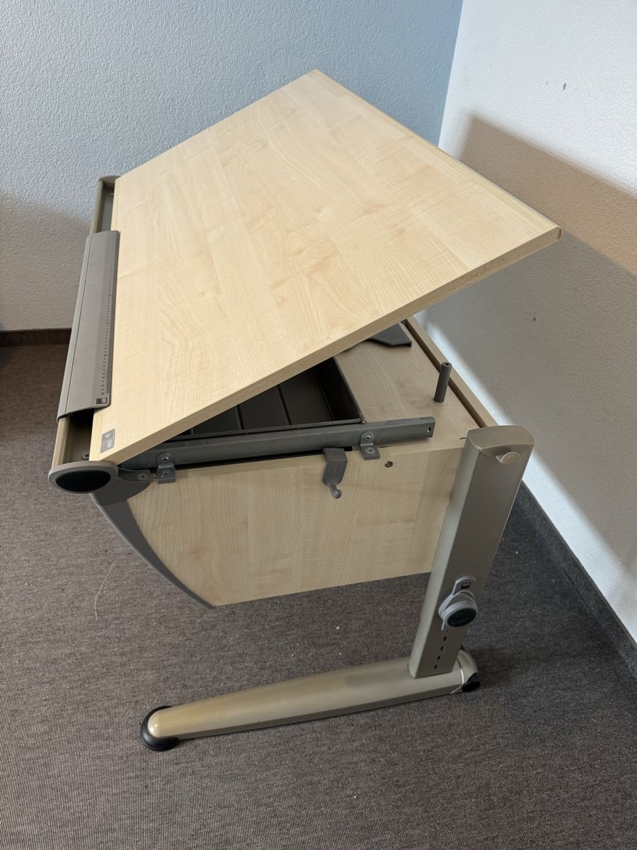 Scrivanie: Moll Schreibtisch - höhenverstellbar – Usato da Rüti ZH venduto da Beli84 2