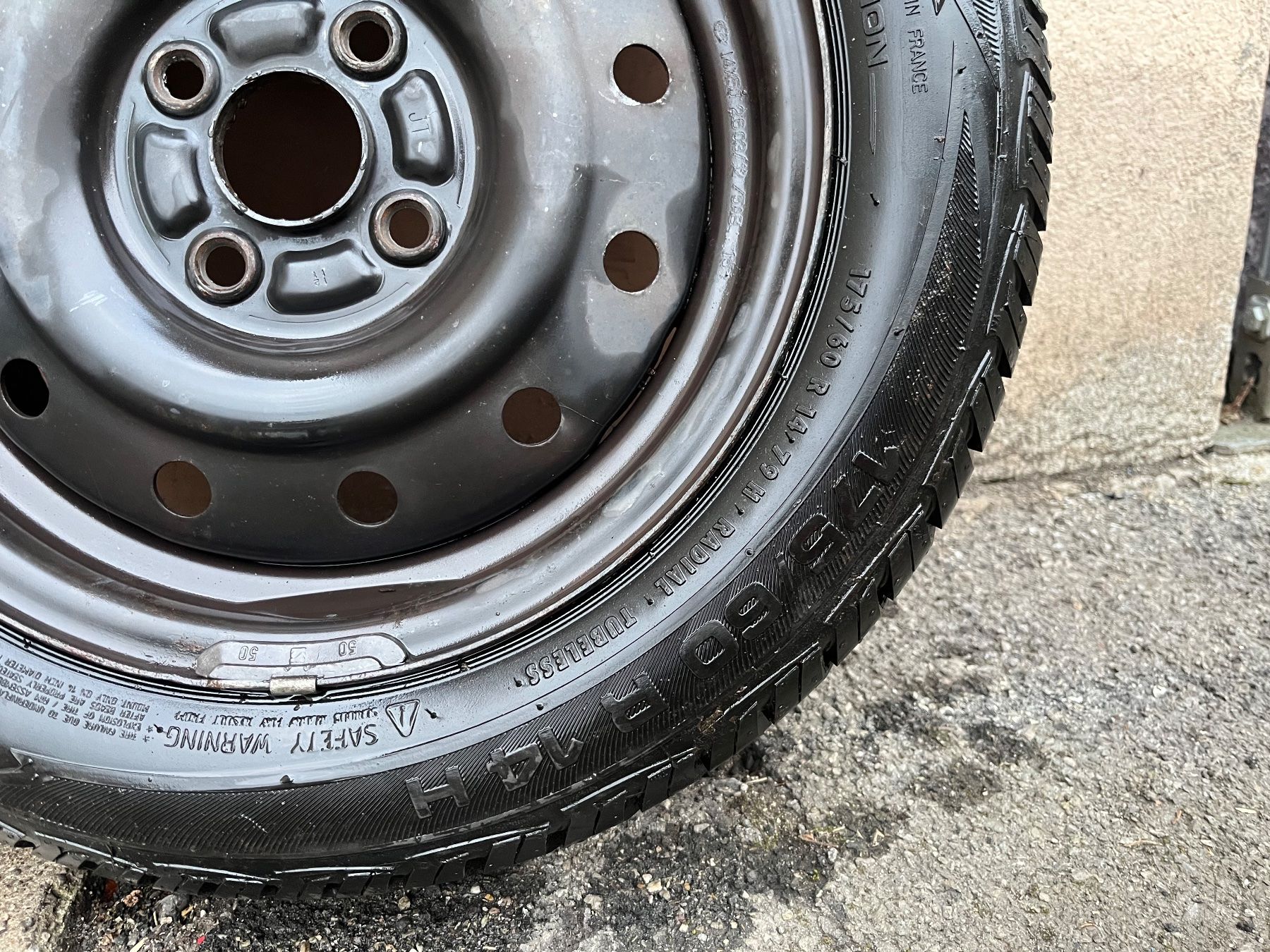 Uniroyal Pneumatici & Ruote complete: Felge mit Pneu – Usato da bretzwil venduto da nightflasher 2