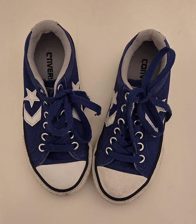 Scarpe per ragazzi: Converse Schuhe (Original) Gr. 27 – Usato da MUTTENZ venduto da cod_8p5k