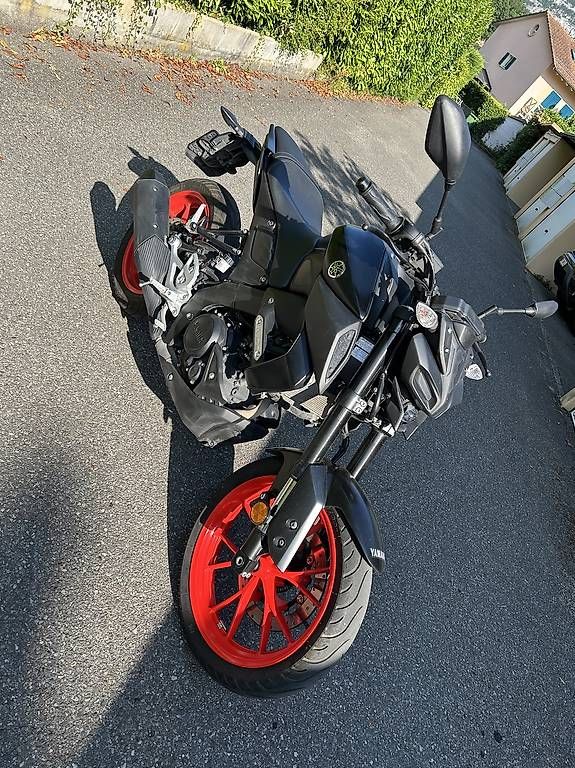 Strasse: MT125 – Gebraucht aus Vessy von loi_ckd2 4
